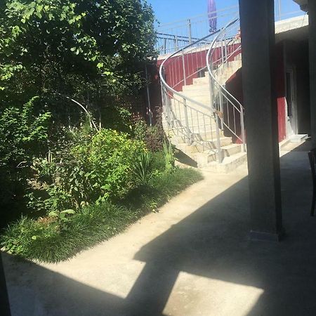 Veranda Bukhhous 2 Батумі Екстер'єр фото